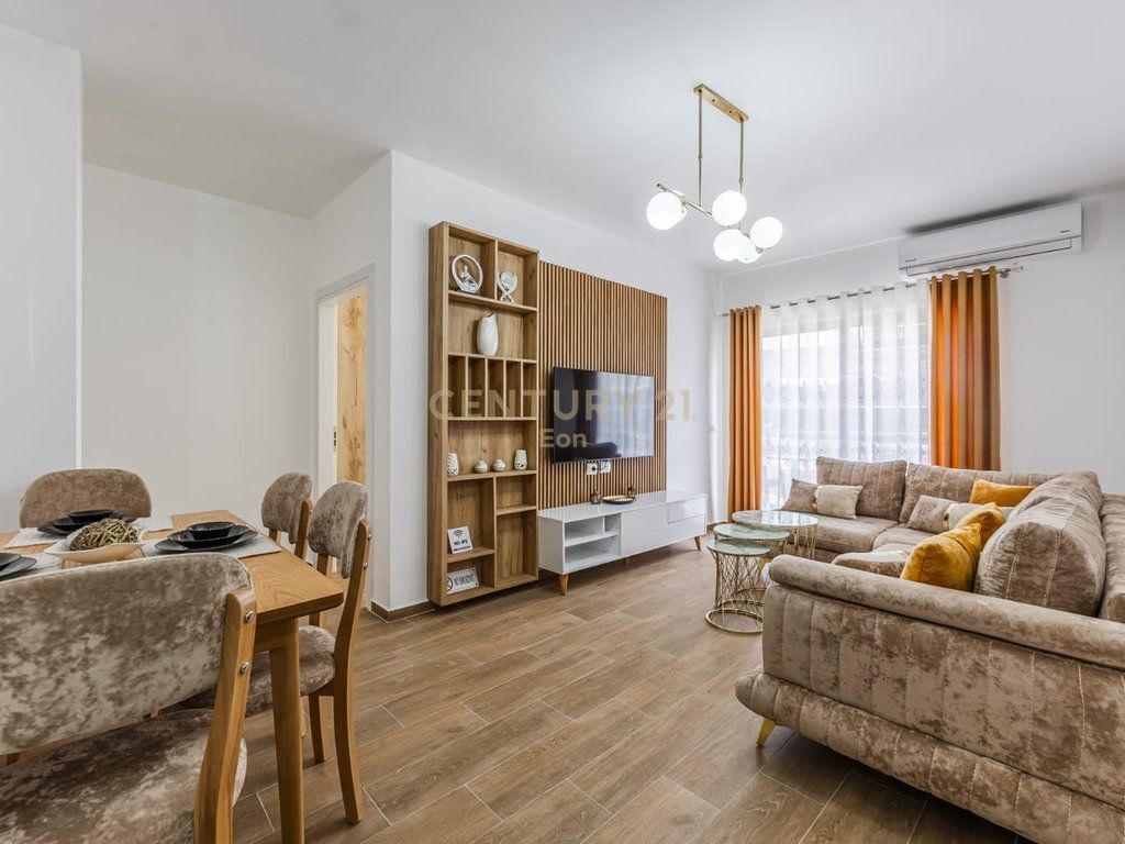 SHITET SUPER APARTAMENT NE GOLEM !