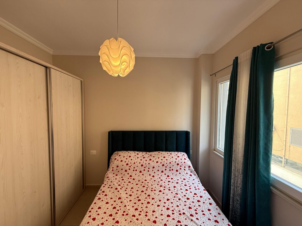 Jepet me qera apartament 1+1 – Plazh, Durrës (Rrota e Kuqe)