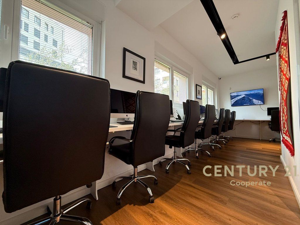 OFFICE FOR SALE AT KAIMI RESIDENCE NEAR MANGALEM 21