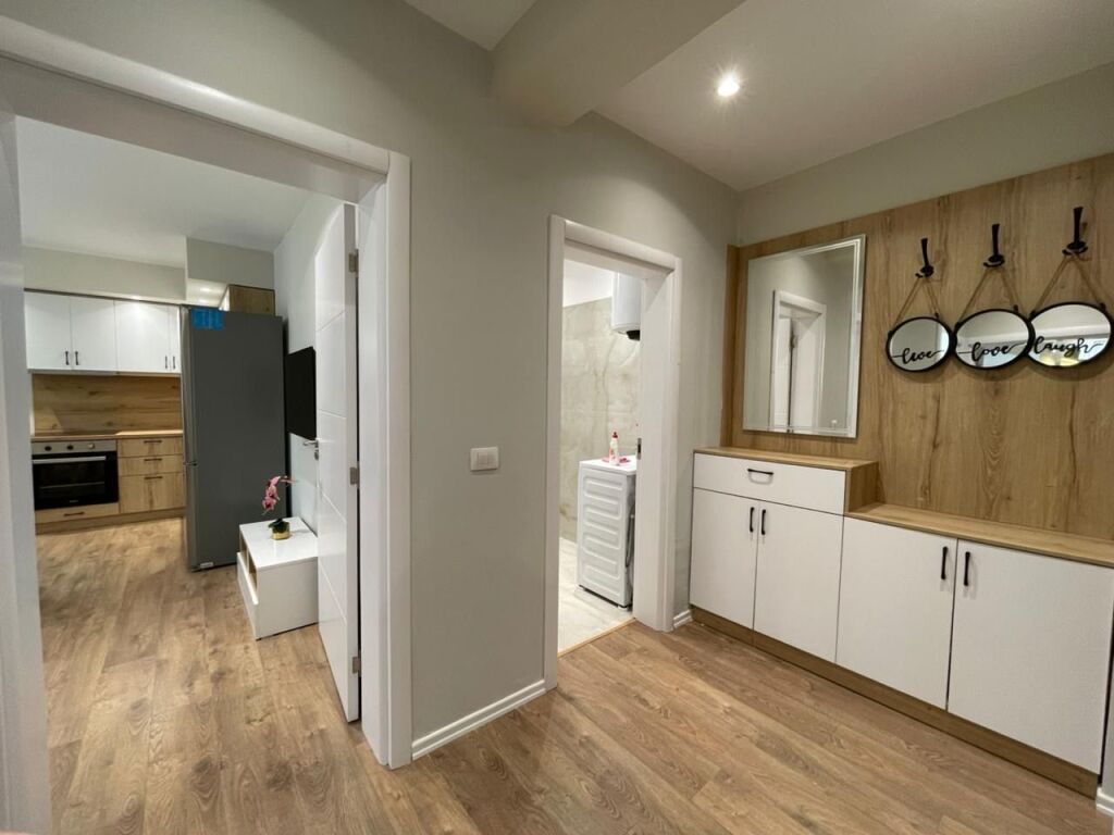 2+1 apartment for rent above Brryli!