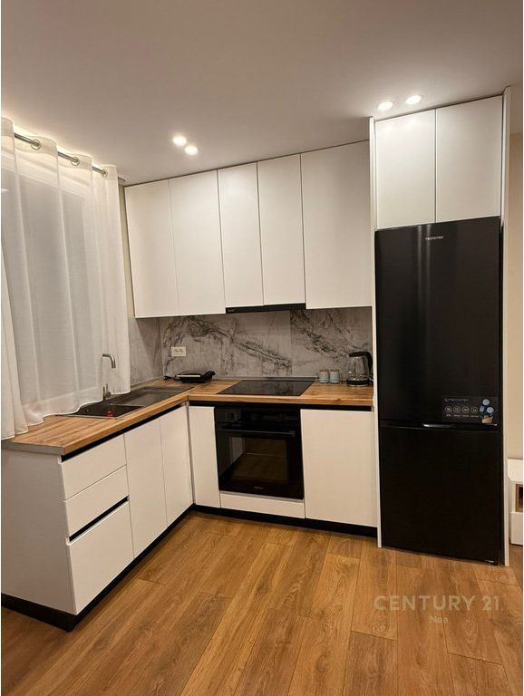 APARTMENT 1+1 FOR RENT ON ELBASANIT STREET