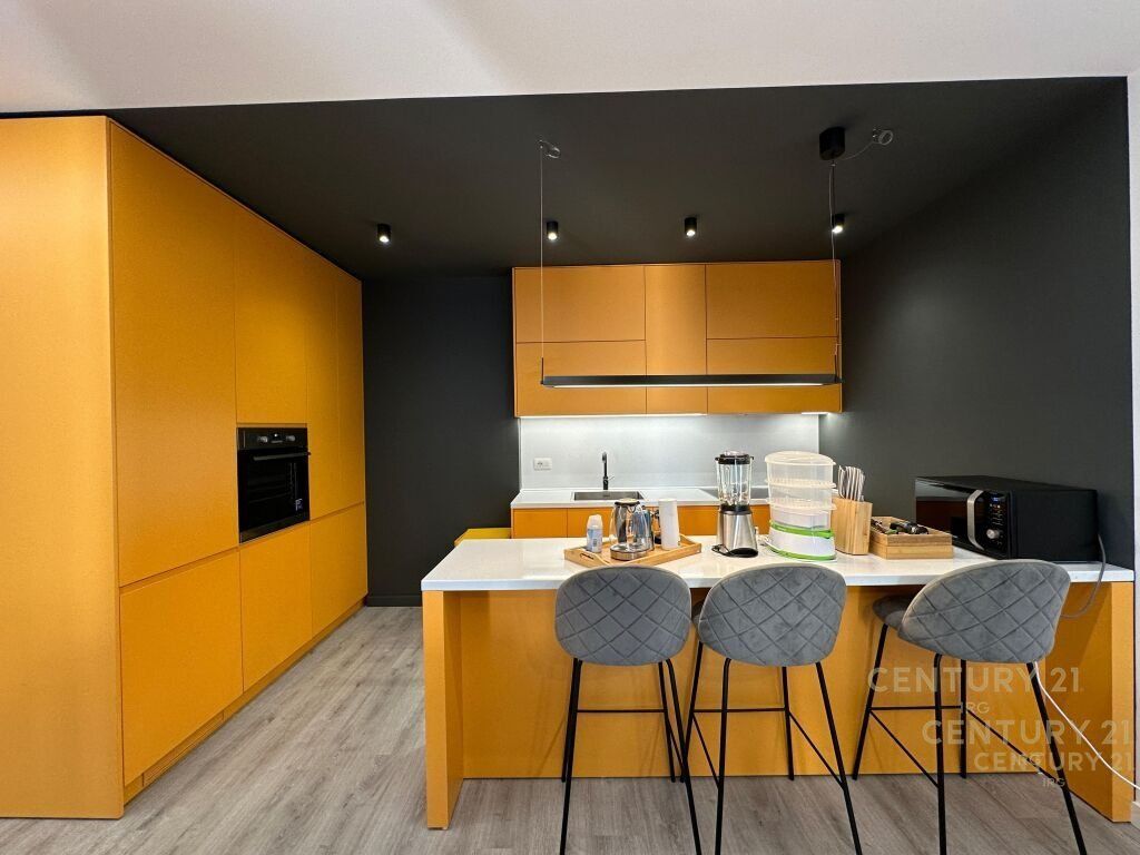 Apartament 2+1+2+ Post Parkimi me qira tek Ish Fusha e Aviacionit!