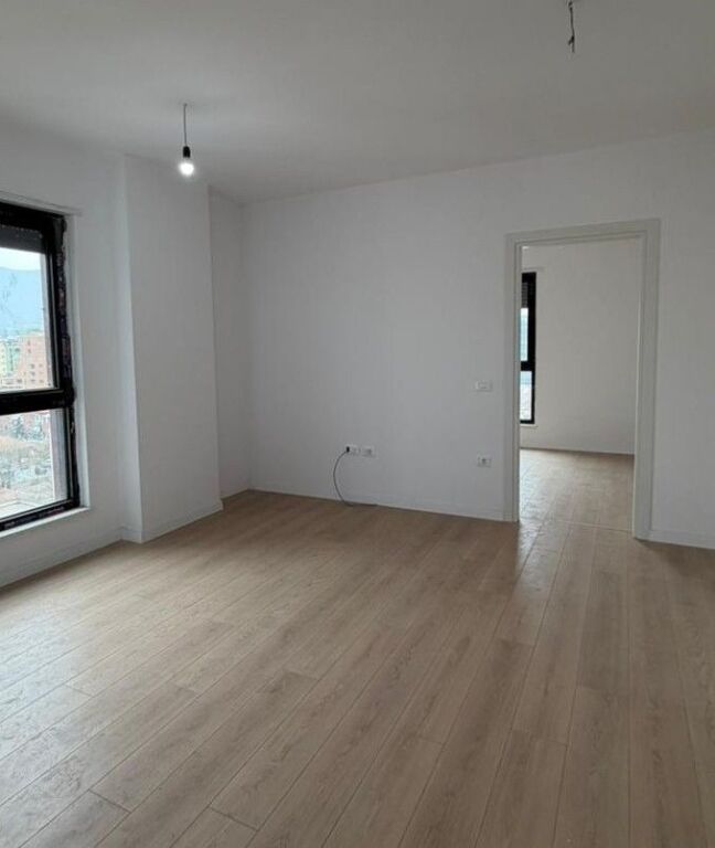 🔥Shitet apartament 2+1 + 2 tualete - gati per banim Komuna e Parisit📍