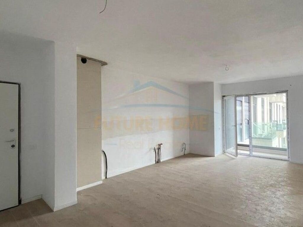 Shitet, Apartament 2+1+2, Rruga Jordan Misja, Tirane