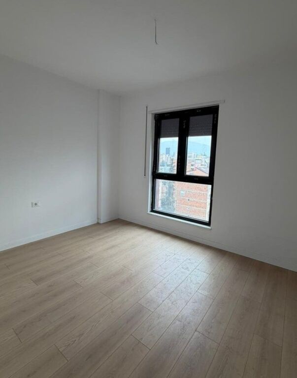 🔥Shitet apartament 2+1 + 2 tualete - gati per banim Komuna e Parisit📍