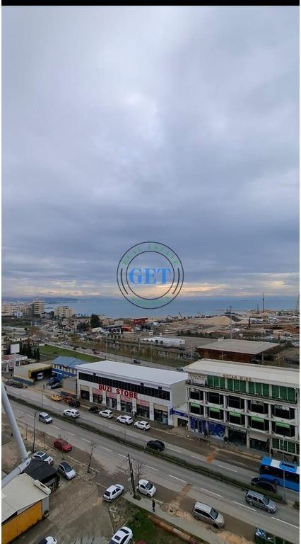 Qira, Apartament 2+1+2 me pamje deti, Galaktiku, Durrës.