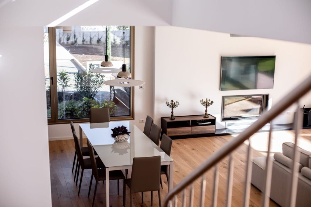 3-storey villa for rent