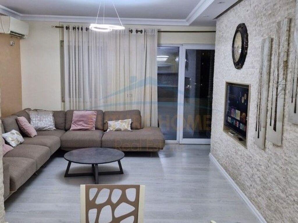 For sale, Apartment 3+1+2, Porcelan, Tirana