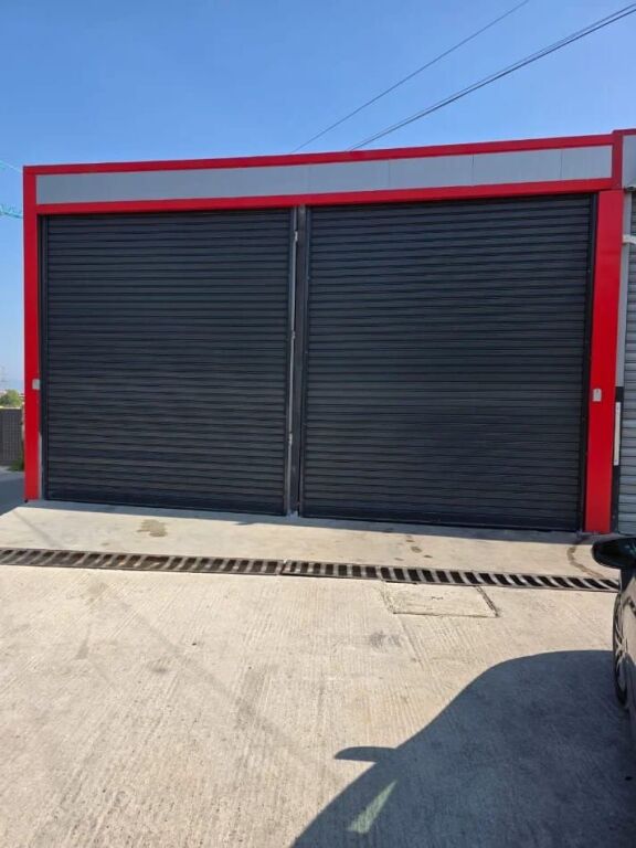 CAPANNONE IN AFFITTO 110M2 "VICINO A TOP CHANEL, MEZEZ" 1300 EURO