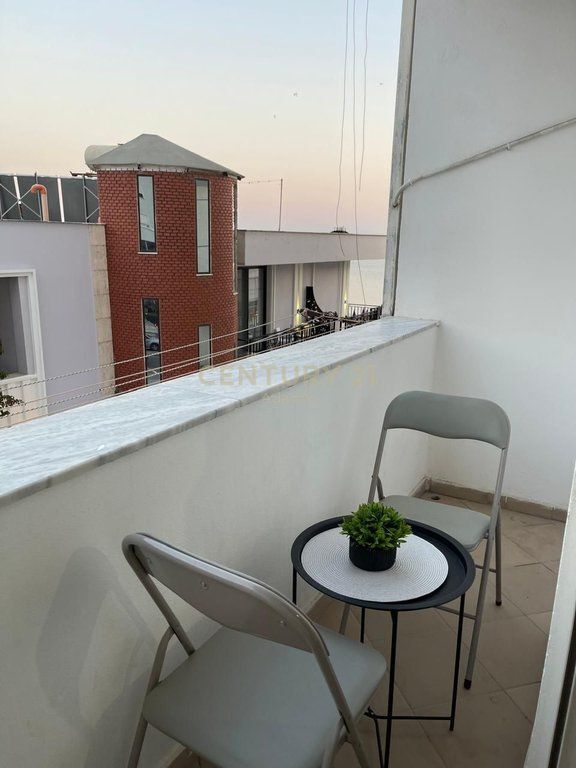 Apartament 1+1 Me Qira, Vije e Pare Deti në Plazh, Durrës – 600€
