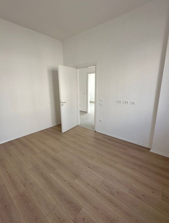 🏡 Villa su 3 Piani in Vendita – Collina Verde, vicino a TEG