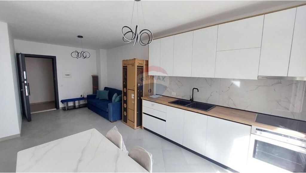 1+1 apartment for rent on Dibra Street