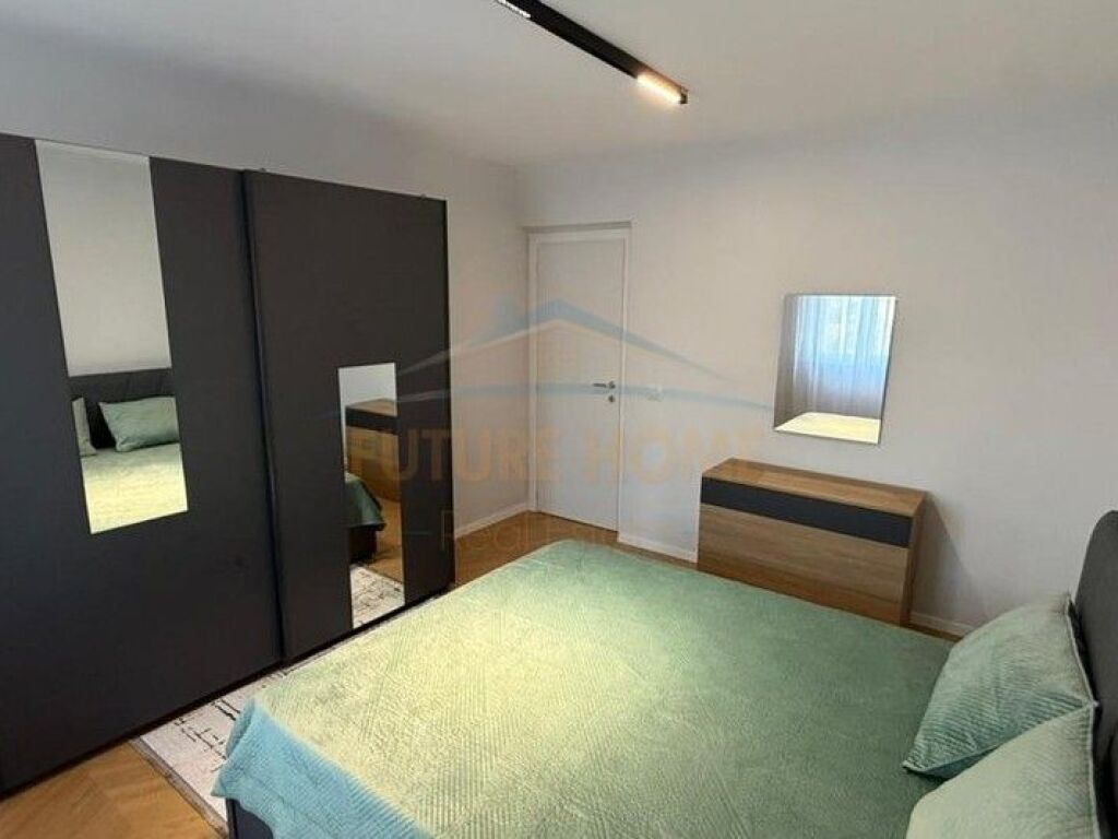 In vendita, Appartamento 1+1, Via Siri Kodra, Tirana