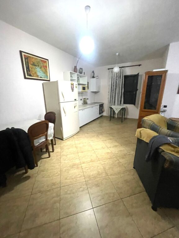 🏡 JEPET ME QERA HYRJE 3+1  per 6 veta NE ALI DEM