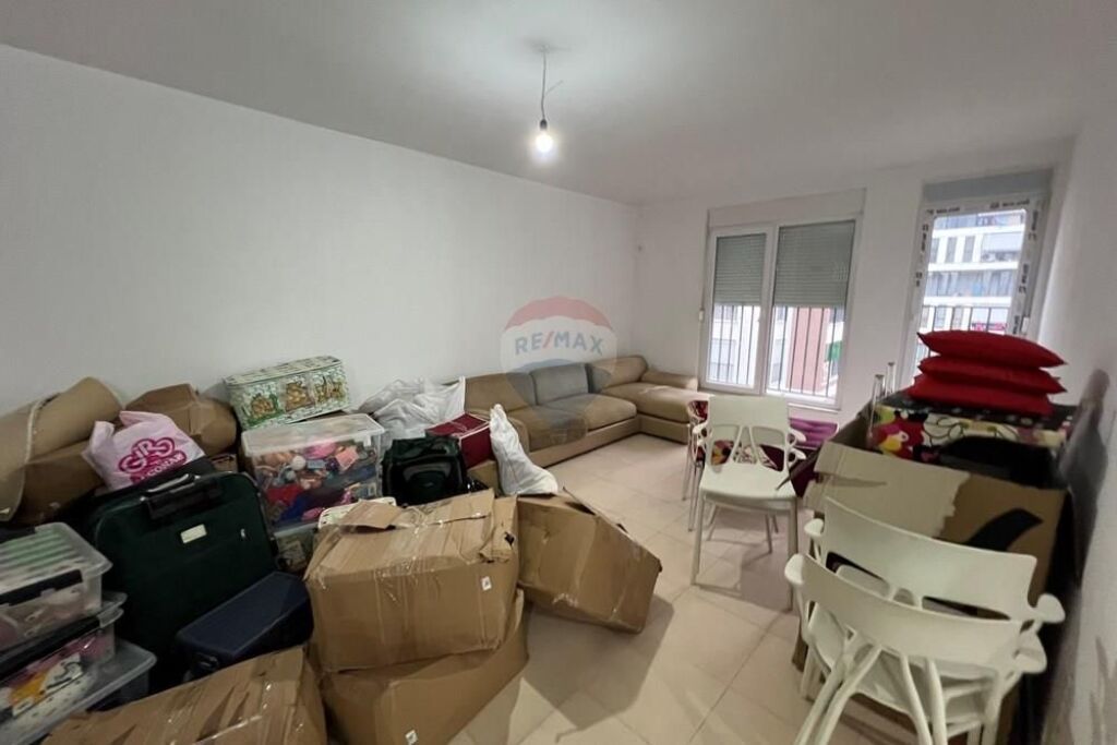 3+1 apartment for sale on 5 Maji Street, Tirana