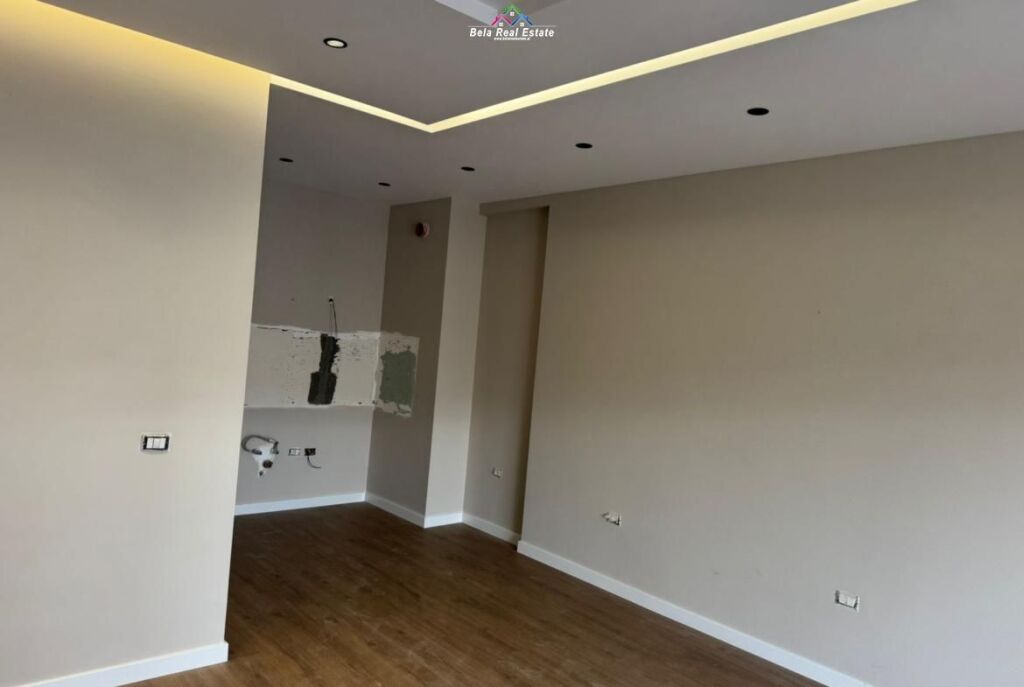 Zyre Me Qera 2+1 Tek 5 Maji ( ID BZ2882) Tirane