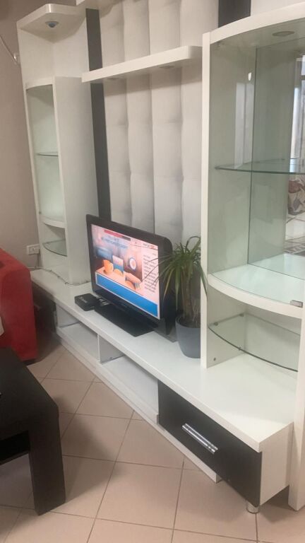 Appartamento 1+1, Balcone, Via Durazzo, a 945 m dal centro.