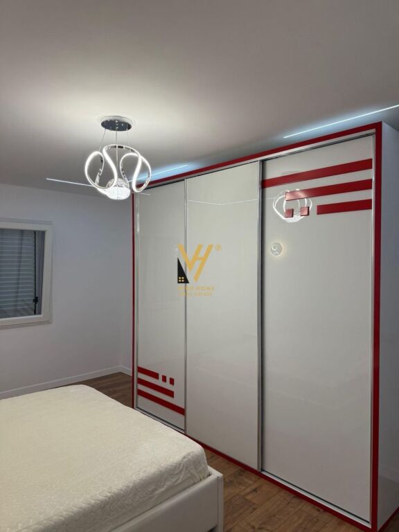 JEPET APARTAMENT 2+1 ME QERA TE 21 DHJETORI 800 EURO