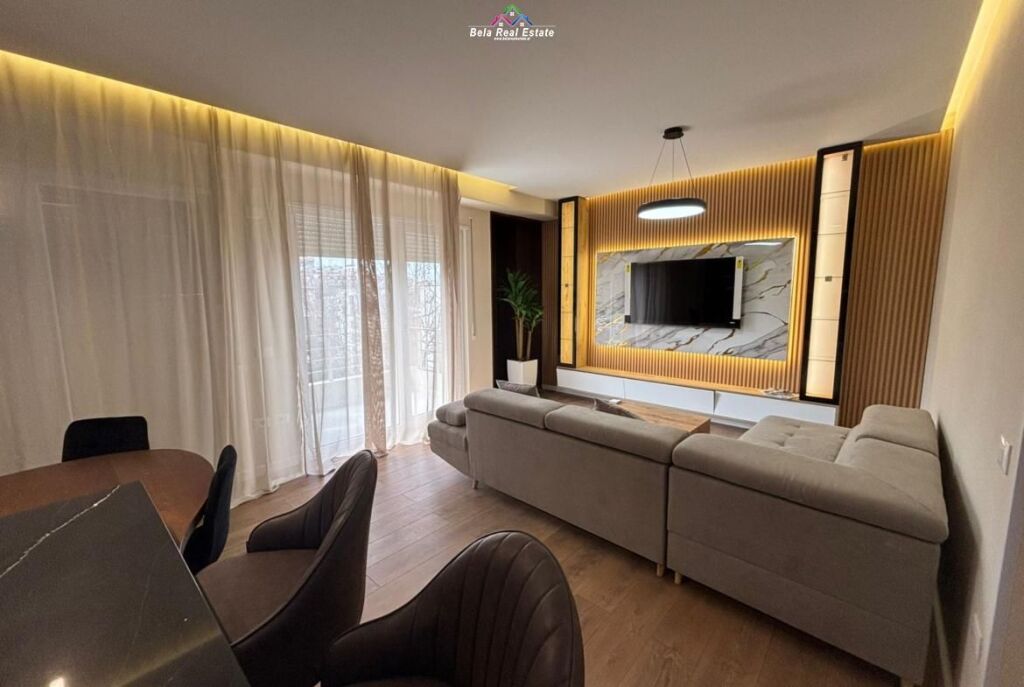 Appartamento In Affitto 2+1 Vicino Al Giardino Botanico ( ID B2201806) Tirana