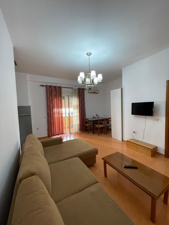 1+1 in affitto in Via Elbasanit