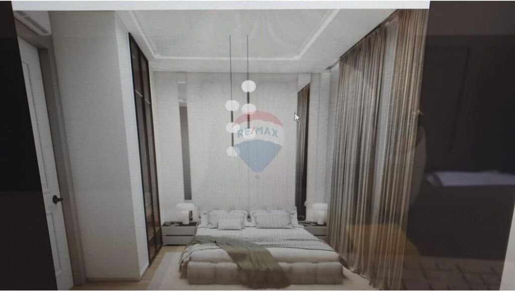 🏡 Penthouse / Papafingo for Sale – Lungomare, Vlorë