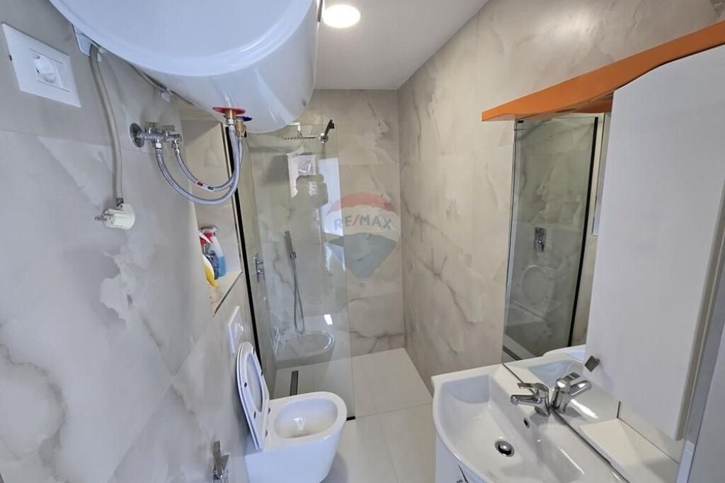 Apartment 4+1+2 for rent on Mine Peza Street