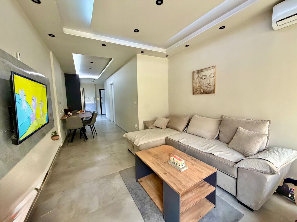 Shitet Apartament 1+1 📍 Rezidenca Kodra 2 (tek Flutura)