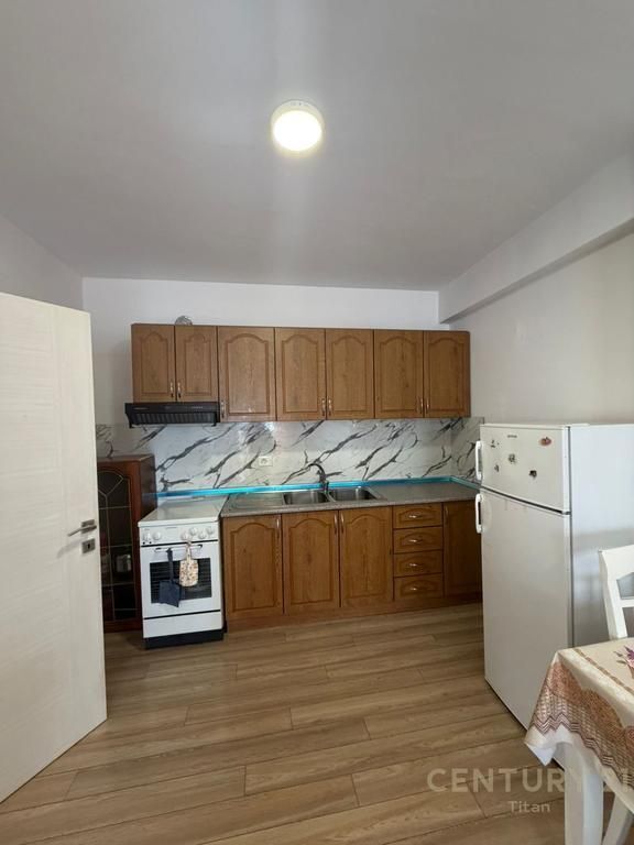 2+1 apartment for sale in the 5 Maji area.