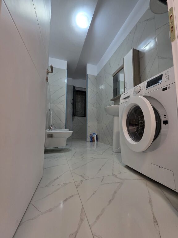 Astir 1+1Jepet me qera  (Urban Gate)
