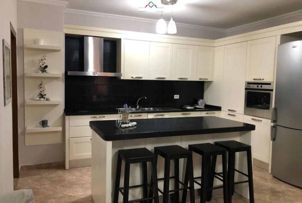 Appartamento In Vendita 2+1 Al Lago Secco (ID B120819) Tirana