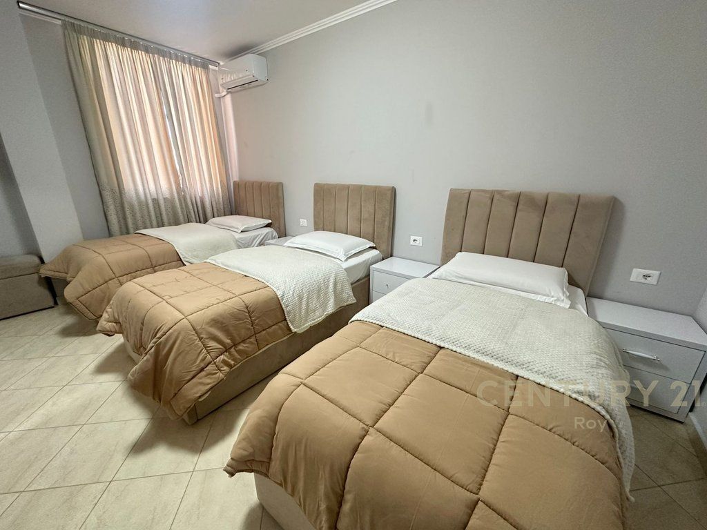 APARTAMENT 2+1+VERANDE PER SHITJE NE NJE KOMPLEKS REZIDENCIAL GOLEM!!!