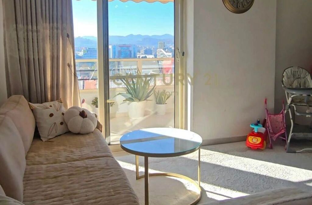 Appartamento in affitto 2+1, vicino a Casa Italia