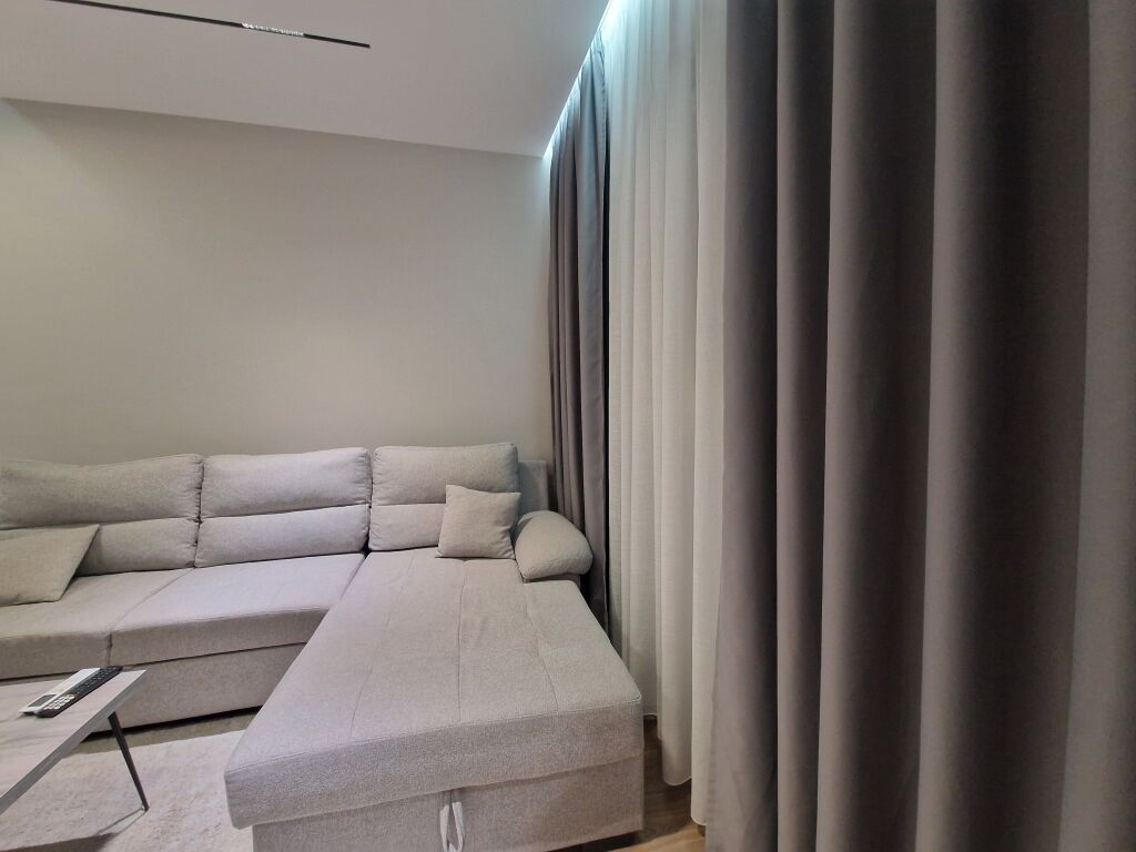 Jepet apartament 1+1 ne Astir afer Rreth rrotullimit