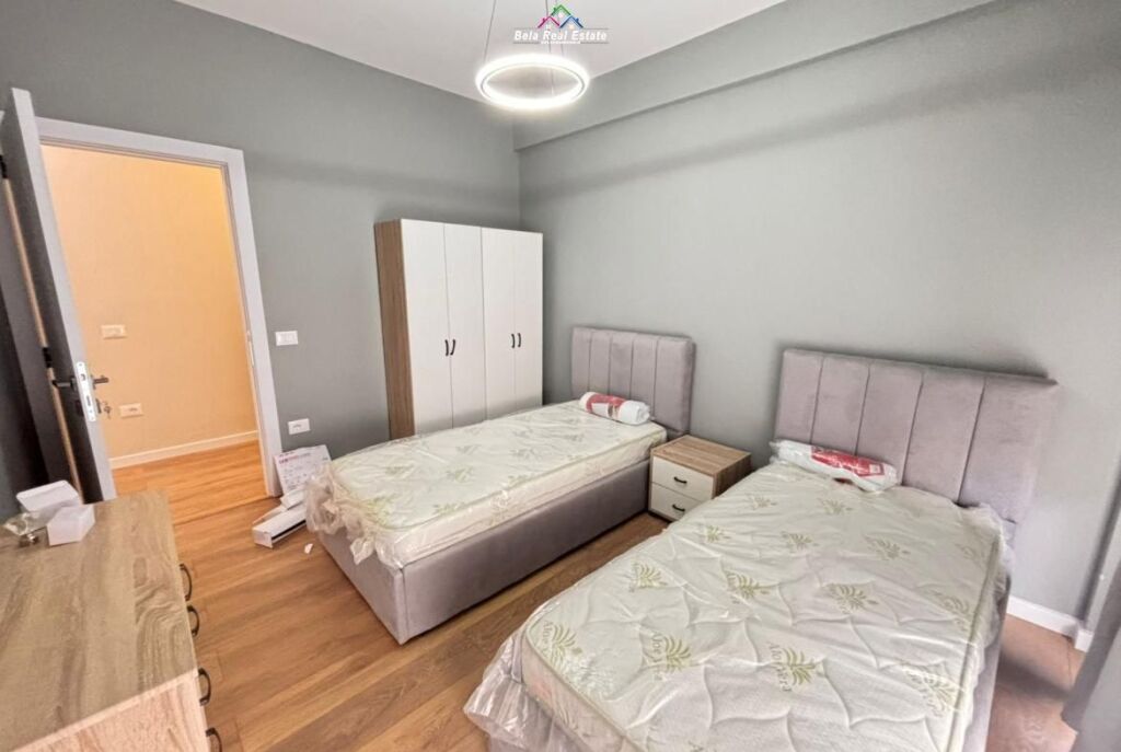 Appartamento In Affitto 2+1 Vicino Al Giardino Botanico ( ID B2201806) Tirana