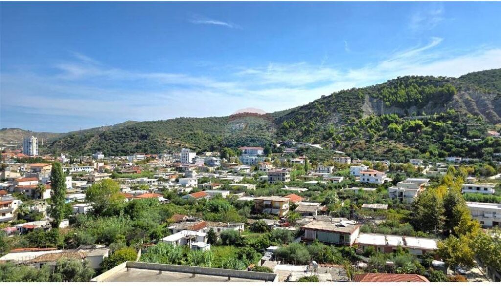 🏡 Penthouse / Papafingo for Sale – Lungomare, Vlorë