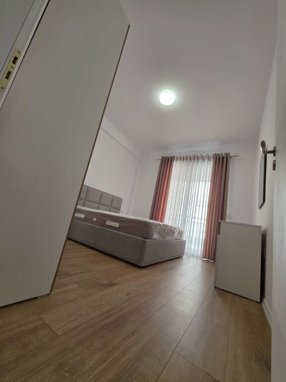 Astir 1+1Jepet me qera  (Urban Gate)
