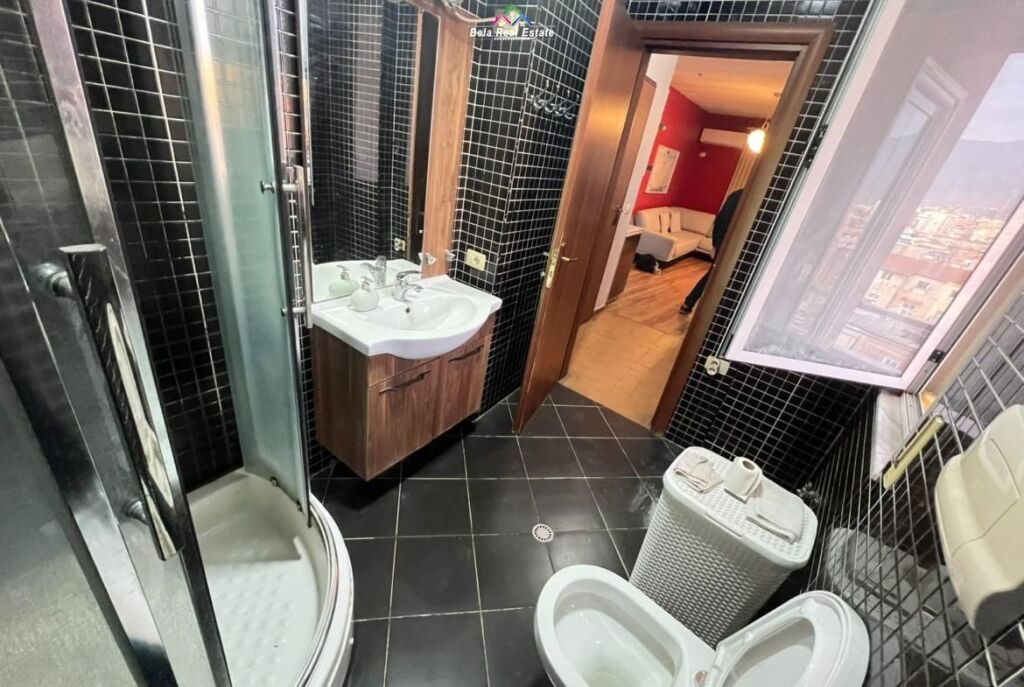 Apartament Me Qera 2+1 Tek Rruga e Barrikadave (ID B2201808) Tirane