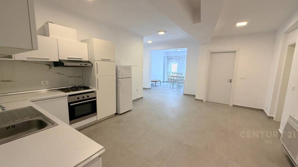 Appartamento 2+1 in vendita presso la Residenza Kodra e Diellit 1