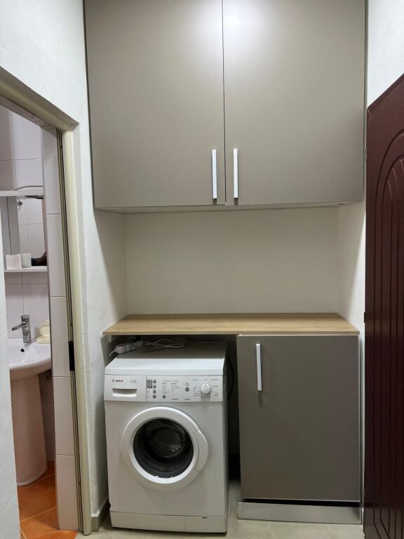 Apartament 1+1+ ballkon – Astir - Jepet me Qira !