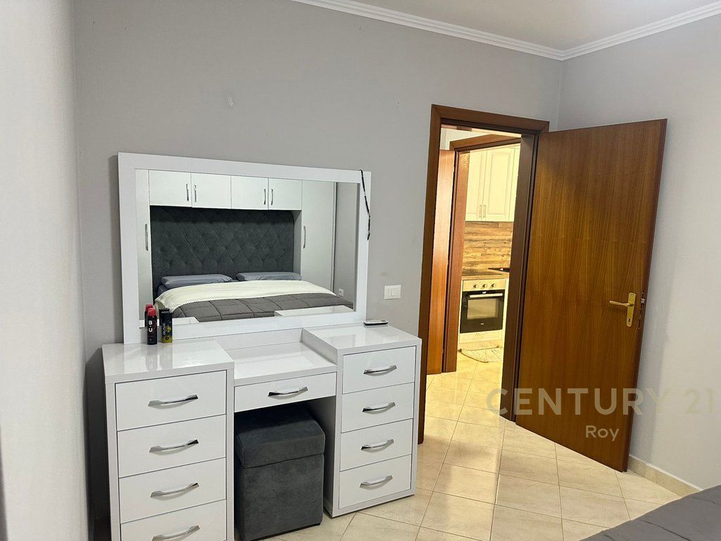 APARTAMENT 2+1+VERANDE PER SHITJE NE NJE KOMPLEKS REZIDENCIAL GOLEM!!!