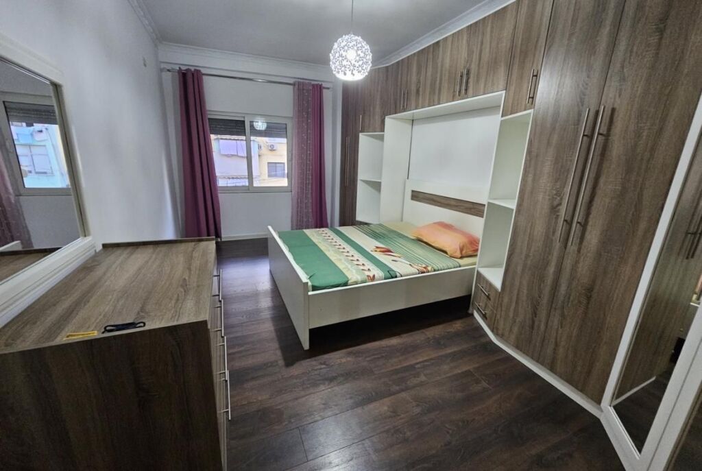 Ne Don Bosko Jepet Me Qira Apartament 2+1 I Mobiluar!