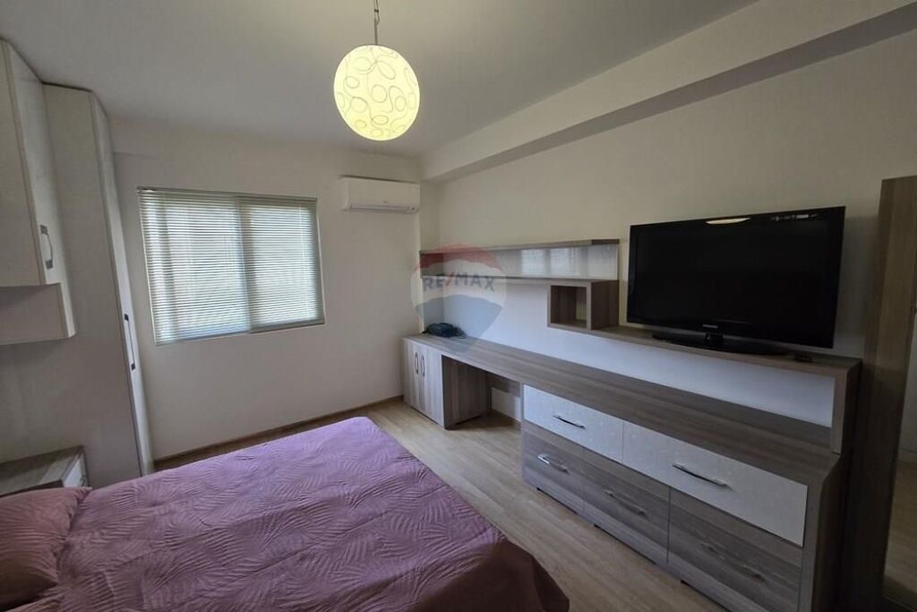 Apartment 4+1+2 for rent on Mine Peza Street