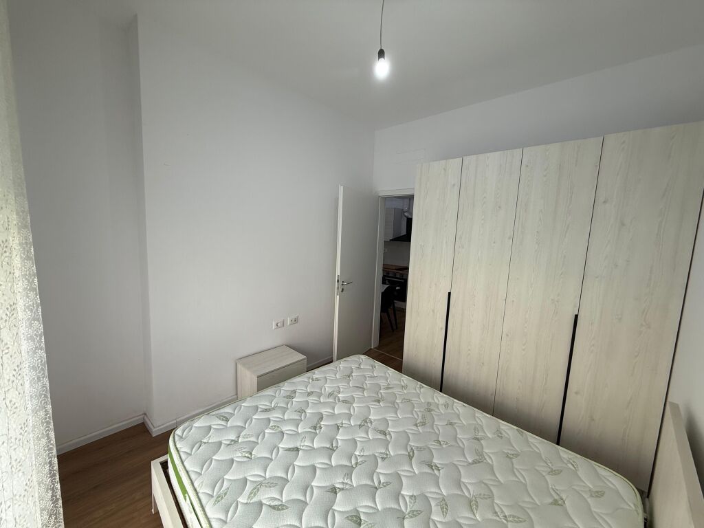 📣 QERA Apartament 1+1 📍 Rezidenca Oxa, Fresk ✨   🏢 Ndertim i Ri  🪜 Kati 1 🛋️ I Mobiluar   💶 Cmimi 40.000 Leke/Muaj