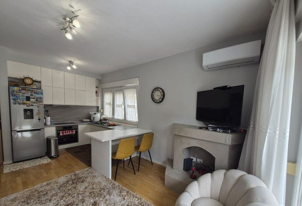 Shitet apartament 2+1+ super verande ne residencen Touch the Sun ne Sauk !