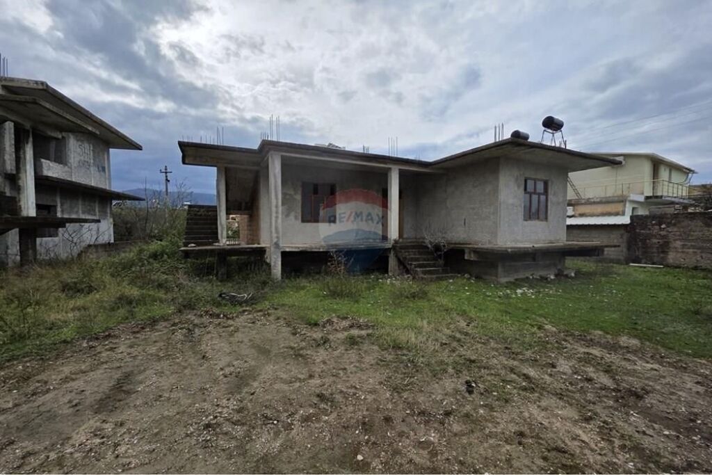 🏡 Casa privata in vendita a Orikum, Vlora 🌊