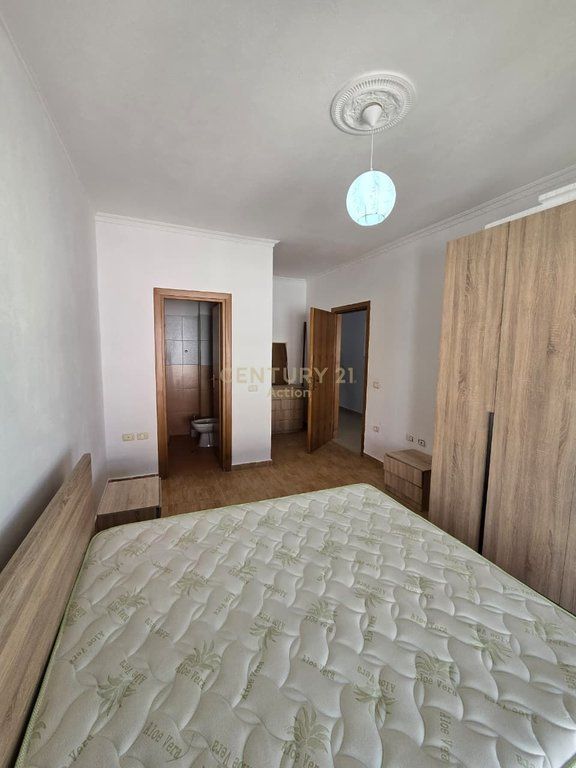 Apartament 2+1 me qira tek Rrethi i Kombinatit