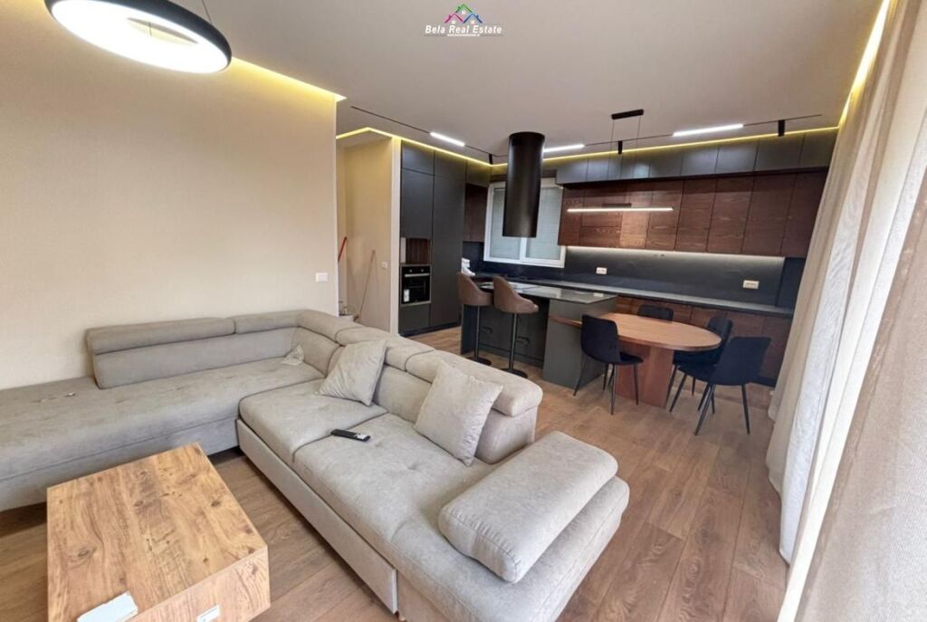 Appartamento In Affitto 2+1 Vicino Al Giardino Botanico ( ID B2201806) Tirana