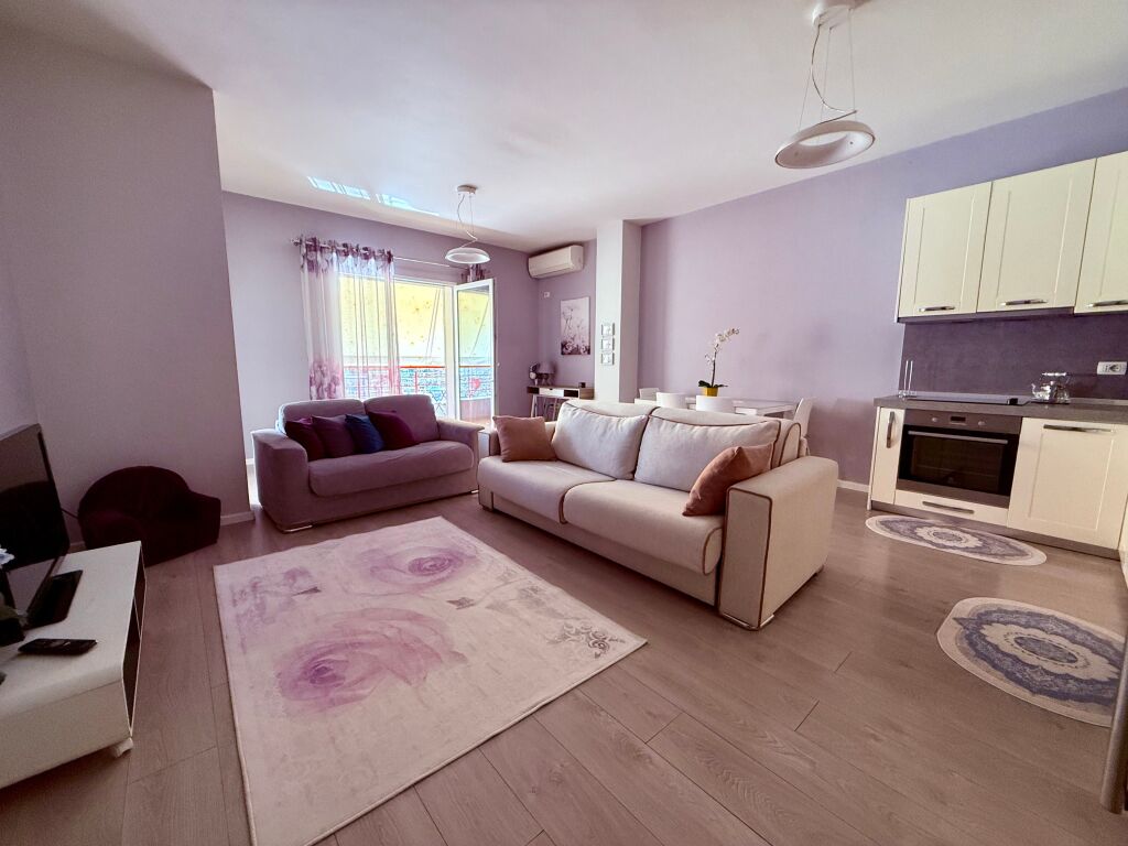 Apartment 1+1 for rent near Harry Fultz!