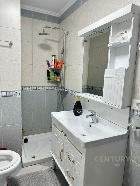 APARTAMENT 2+1+VERANDE PER SHITJE NE NJE KOMPLEKS REZIDENCIAL GOLEM!!!