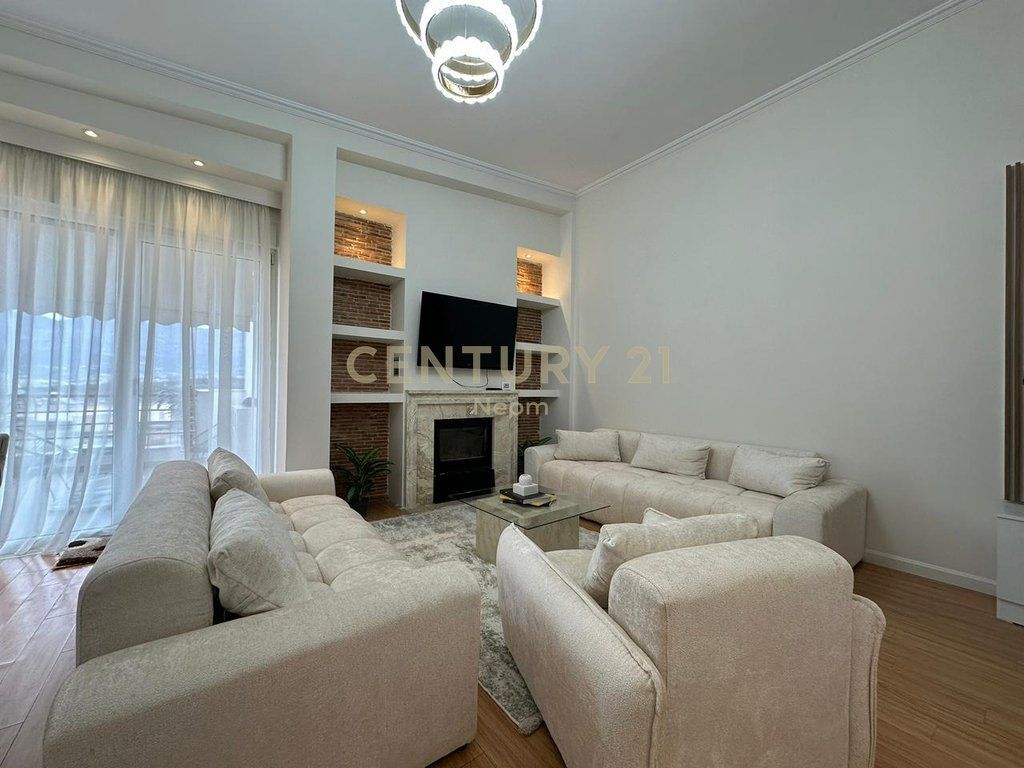 Apartment 2+1+2 for rent in Liqen te Thate!